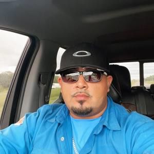 Meet your Posher, Jayro